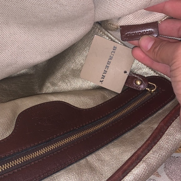 BURBERRY Unique Travel Bag - Picture 13 of 13